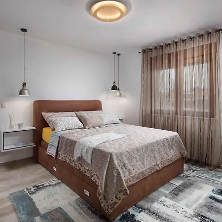 Holiday In - Insel 41226 Vir